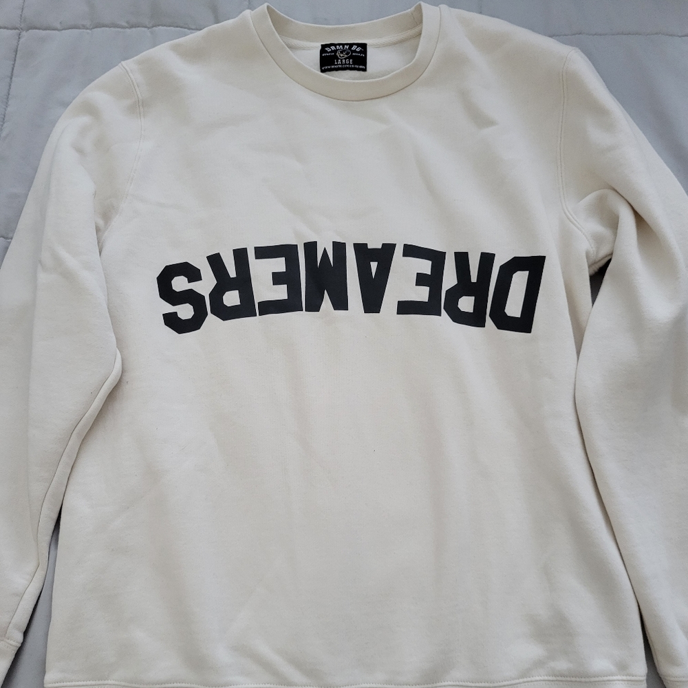 Dreamers Sweatshirt size large